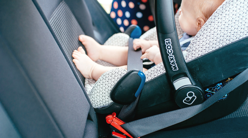 The best lightweight pram and car seat combo for a newborn and mama who takes taxis, likes to walk, and travel